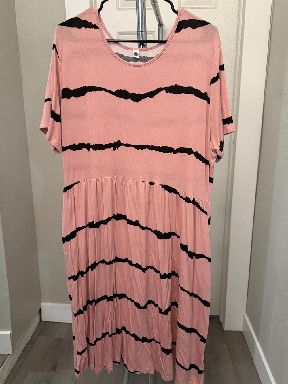 Pink Short-Sleeve Striped Midi Dress